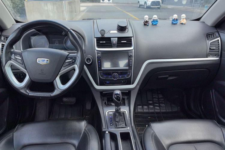 吉利汽车 帝豪 2016款 三厢 1.5L CVT向上版中控内饰7003