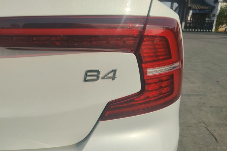 沃尔沃S60 2025款 B4 智远豪华版车身外观6007