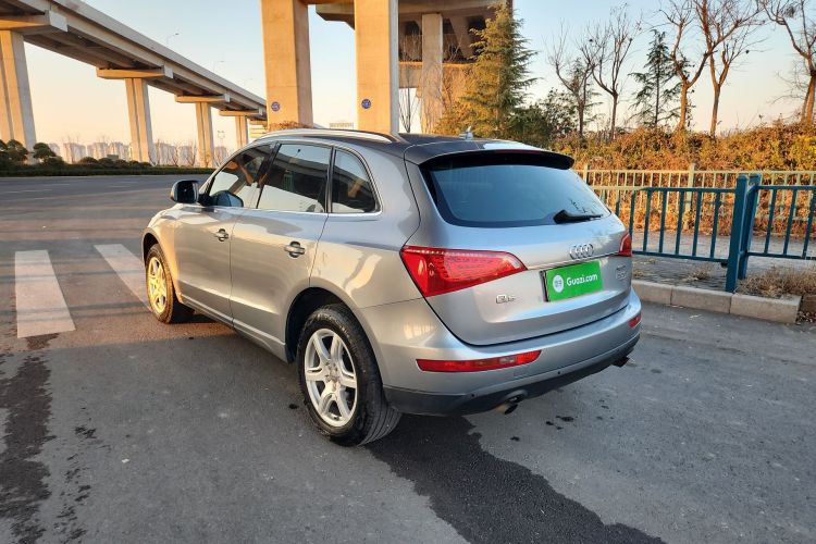 奥迪Q5 2011款 2.0TFSI 技术型车身外观6005
