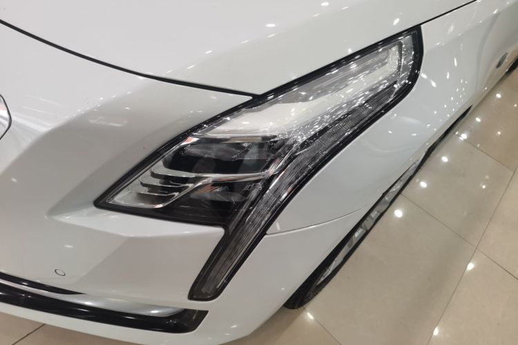 凯迪拉克CT6 2017款 28T 豪华型车身外观6002