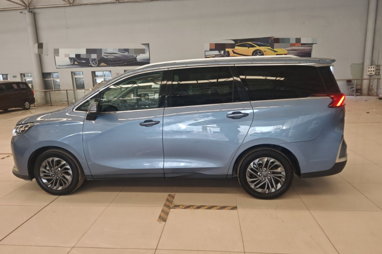 上汽大通MAXUS 大通G50 2023款 PLUS 1.5T 幸福推荐自动护航版车身外观6005