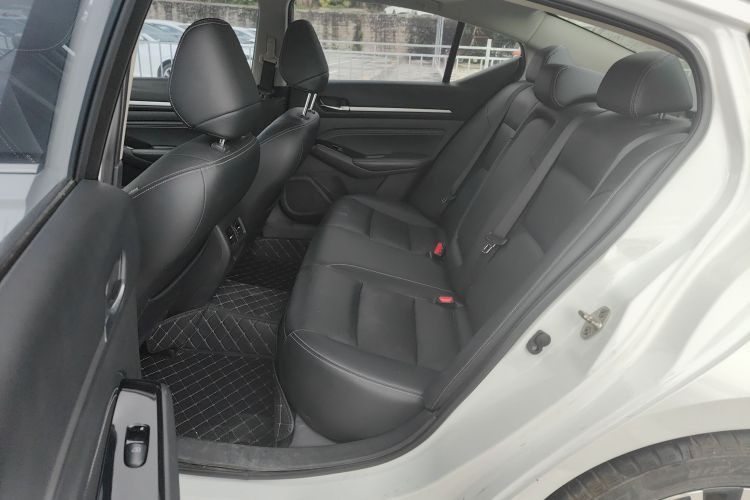 日产 天籁 2022款 2.0L XL-TLS 悦享版中控内饰7001