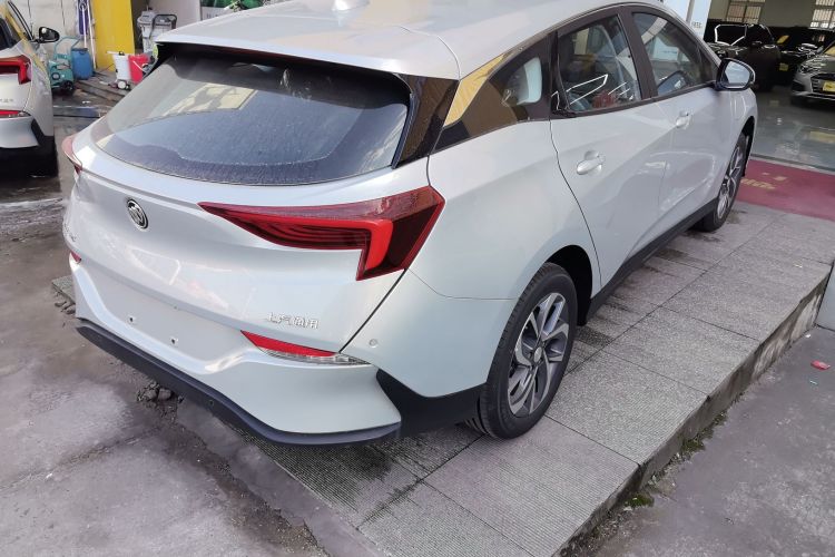 别克 微蓝6 2024款 450km 舒享版 PLUS车身外观6003