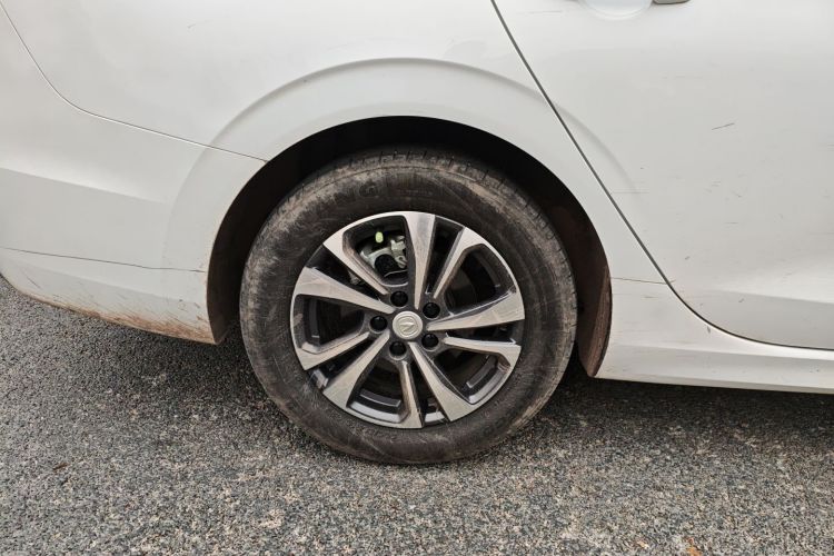 长安 逸动 2022款 PLUS 蓝鲸NE 1.4T GDI DCT尊贵版车身外观6007