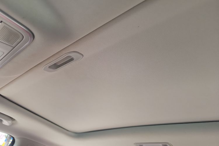 长安 逸动 2021款 PLUS 蓝鲸NE 1.4T GDI DCT尊贵型局部细节22