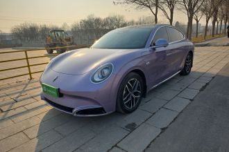 欧拉闪电猫 2022款 555km 尊贵版