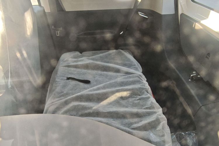 吉利银河 2024款 熊猫mini 200km 耐力熊中控内饰7001