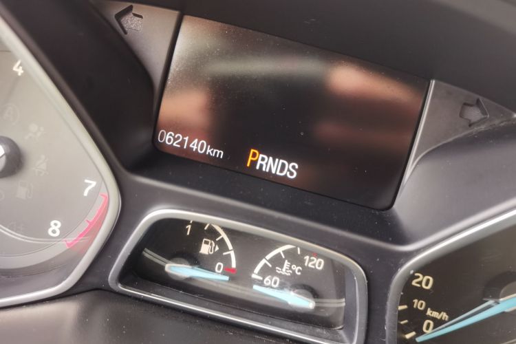 福特 福克斯 2017款 两厢 EcoBoost 180 自动运动型中控内饰15