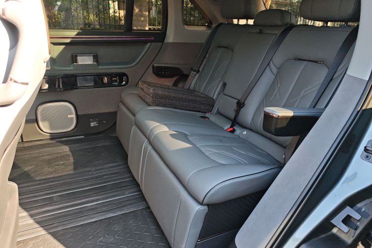 极氪MIX 2025款 智驾版中控内饰7003