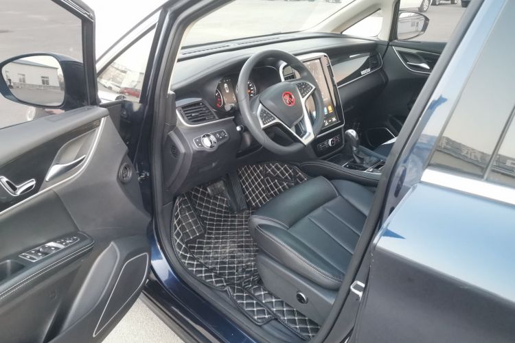 比亚迪 宋MAX 2017款 1.5T 自动智联尊贵型 7座中控内饰7002