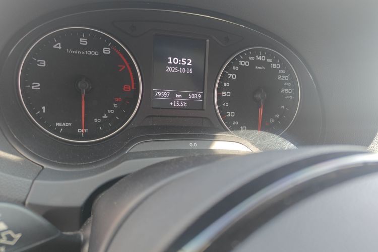 奥迪A3 2014款 Sportback 35 TFSI 自动时尚型中控内饰15