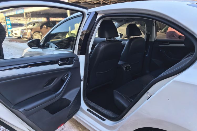 大众 速腾 2015款 1.6L 自动舒适型中控内饰7002