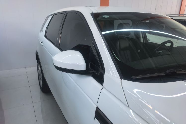 路虎 发现神行 2017款 2.0T SE局部细节9002