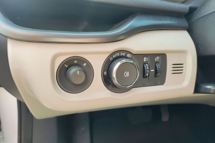 别克 英朗 2021款 典范 1.5L 自动进取型局部细节9001