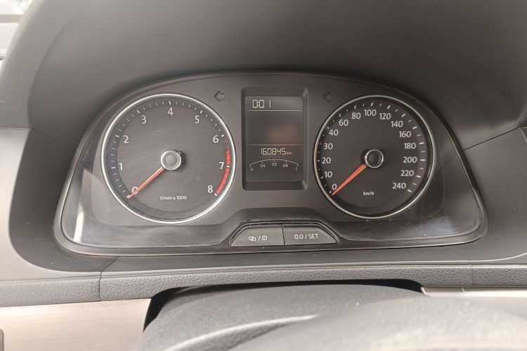 大众 朗逸 2013款 改款经典 1.6L 自动舒适版中控内饰15