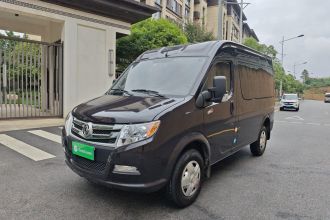 东风御风 御风 2021款 2.0T后驱物流车短轴中顶5-9座国VI D20