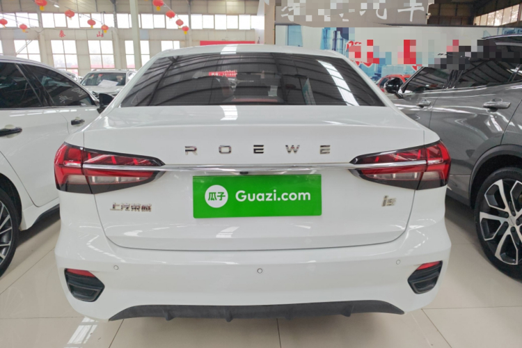 荣威i5 2021款 1.5L CVT铂金版车身外观6004