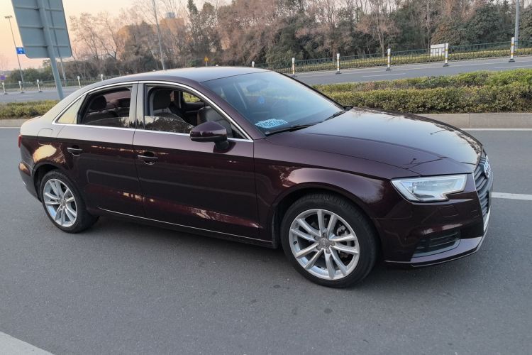 奥迪A3 2018款 30周年年型 Limousine 35 TFSI 进取型车身外观6012