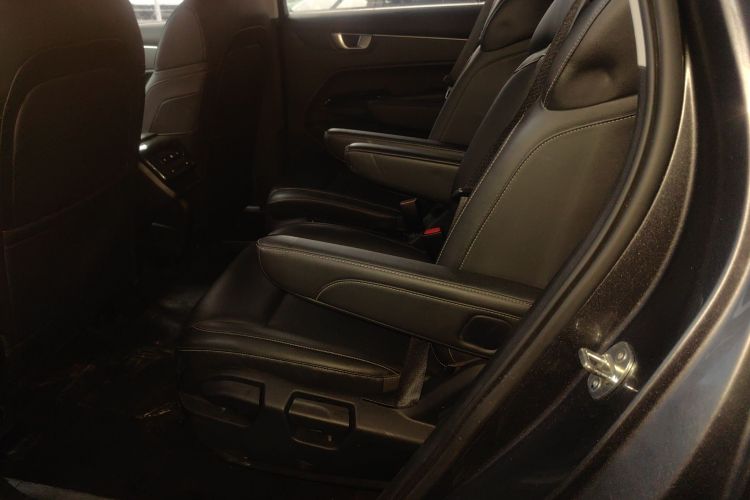 五菱汽车 五菱凯捷 2020款 1.5T CVT旗舰型中控内饰7002