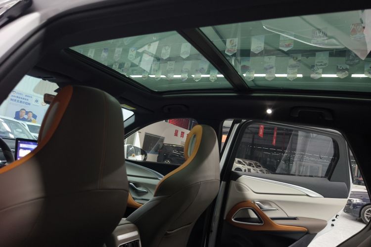 比亚迪 宋Pro新能源 2023款 冠军版 DM-i 71KM领先型中控内饰7006