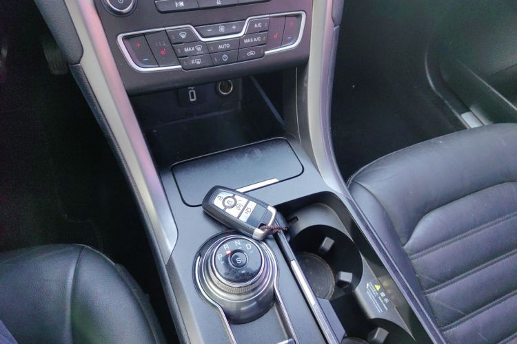 福特 蒙迪欧 2017款 EcoBoost 180 豪华型局部细节18