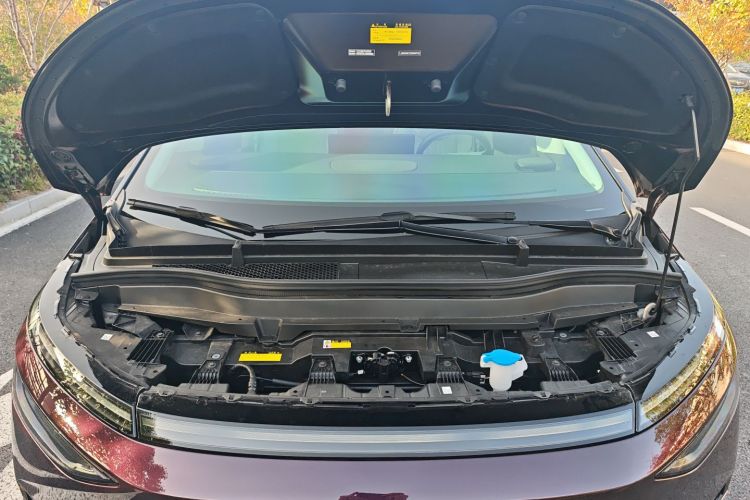 小鹏X9 2025款 740超长续航 Max局部细节24