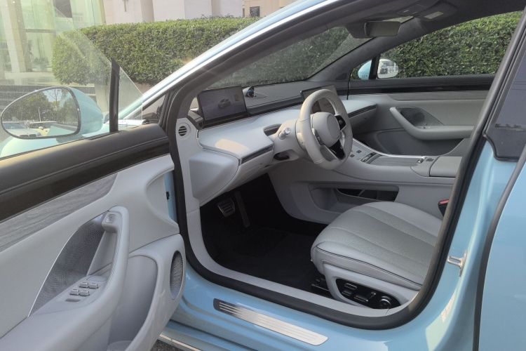 鸿蒙智行 智界S7 2025款 855km Max中控内饰7001