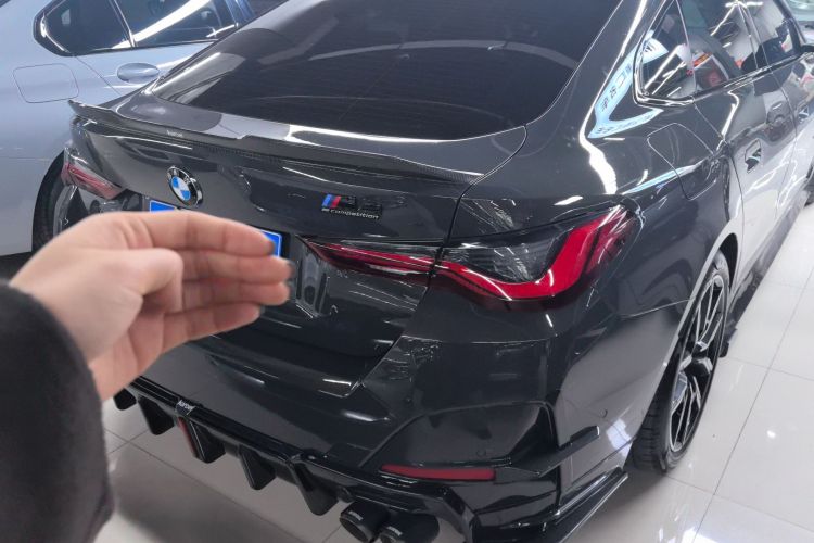 宝马4系 2023款 425i Gran Coupe M运动曜夜套装车身外观6005