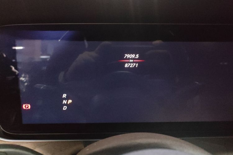 奔驰E级 2020款 E 260 L 4MATIC中控内饰15