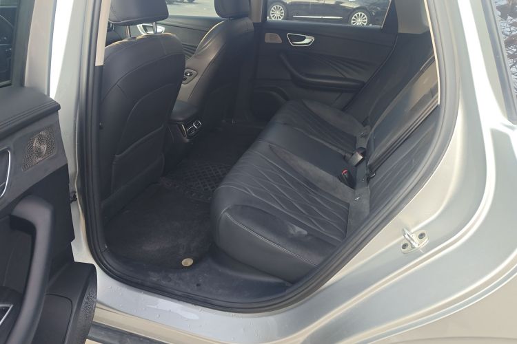 荣威D7 2023款 DMH 125km 旗舰版中控内饰7003