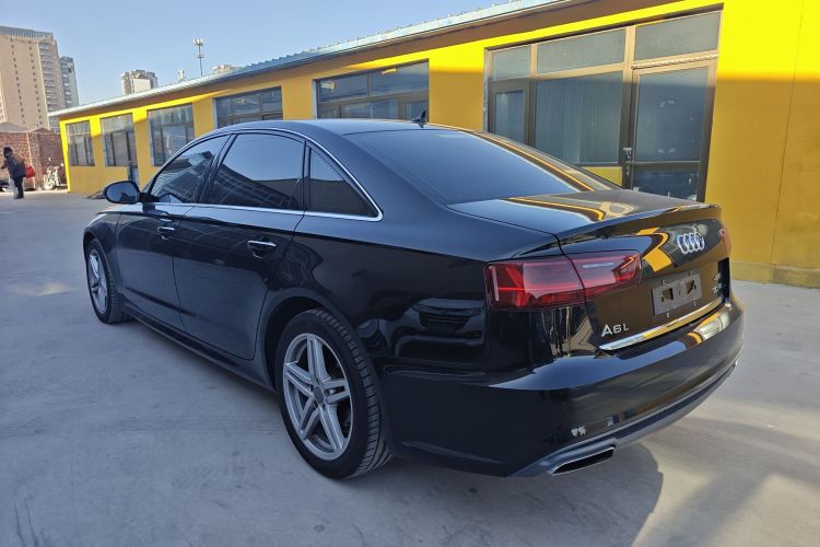 奥迪A6L 2018款 30周年年型 30 FSI 风尚型车身外观6005