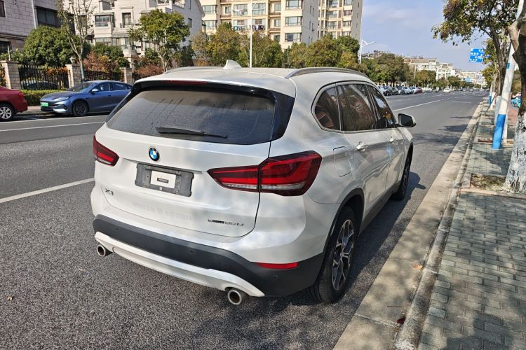 宝马X1 2020款 sDrive25Li 领先型车身外观6004