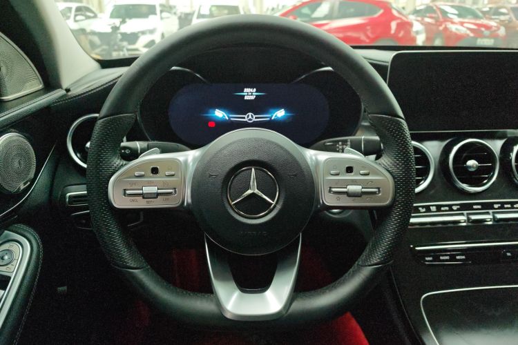 奔驰C级 2020款 改款 C 260 L 运动版局部细节13