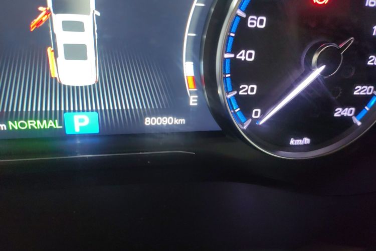 广汽传祺 传祺M8 2020款 390T 尊享版中控内饰15