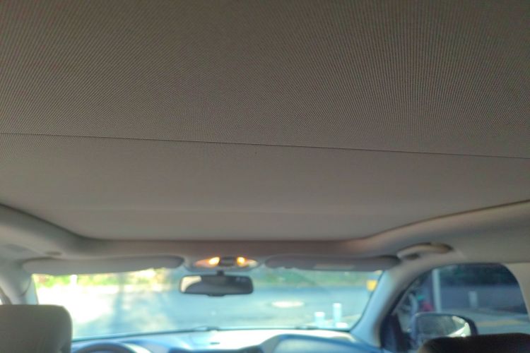 现代 胜达 2013款 2.4L 自动四驱智能型局部细节9003