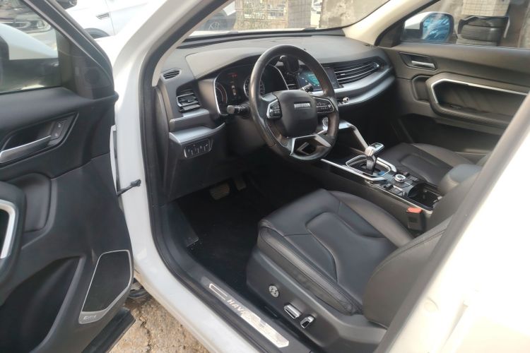 哈弗H6 2017款 红标 2.0T 自动两驱智尚型中控内饰7002