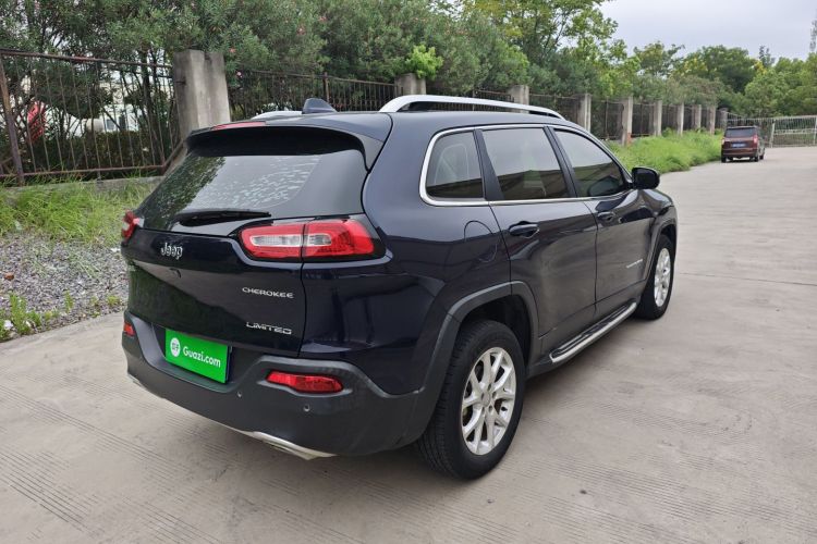 Jeep 自由光 2017款 2.4L 领先智能版车身外观6004