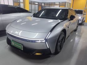 小鹏P7 2025款 702 长续航 Ultra