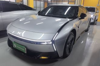 小鹏P7 2025款 702 长续航 Ultra