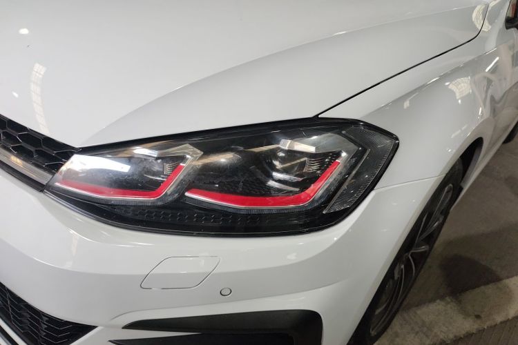 大众 高尔夫 2020款 挚爱版 280TSI DSG舒适型局部细节9004