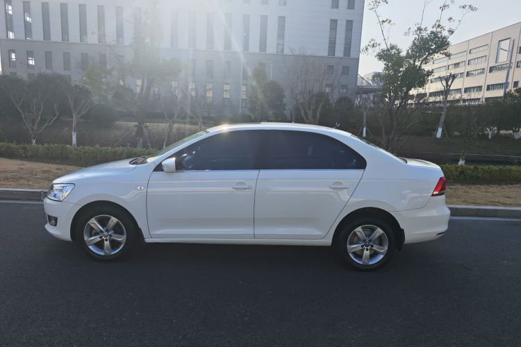 大众 桑塔纳 2015款 1.6L 手动舒适版车身外观6003