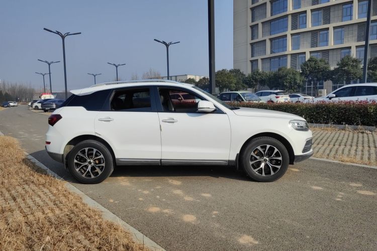 众泰T600 Coupe 2017款 1.5T 自动尊享型车身外观6002