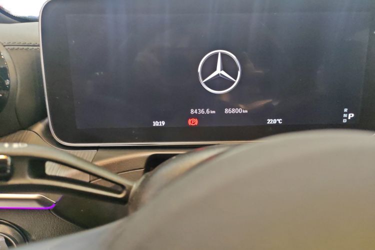 奔驰C级 2022款 改款 C 200 L 运动版中控内饰15