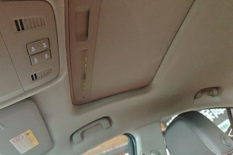 别克 君威 2015款 1.6T 精英技术型局部细节22