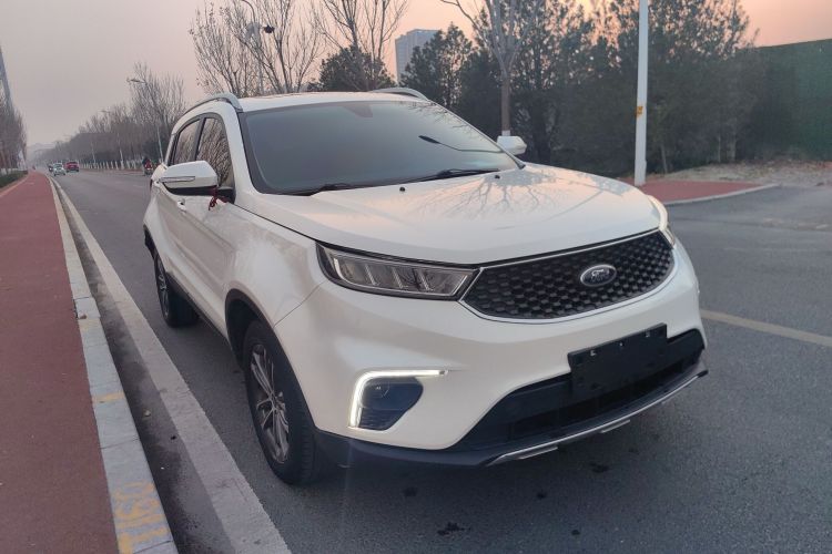 福特 领界 2019款 EcoBoost 145 CVT铂领型 国VI车身外观6001