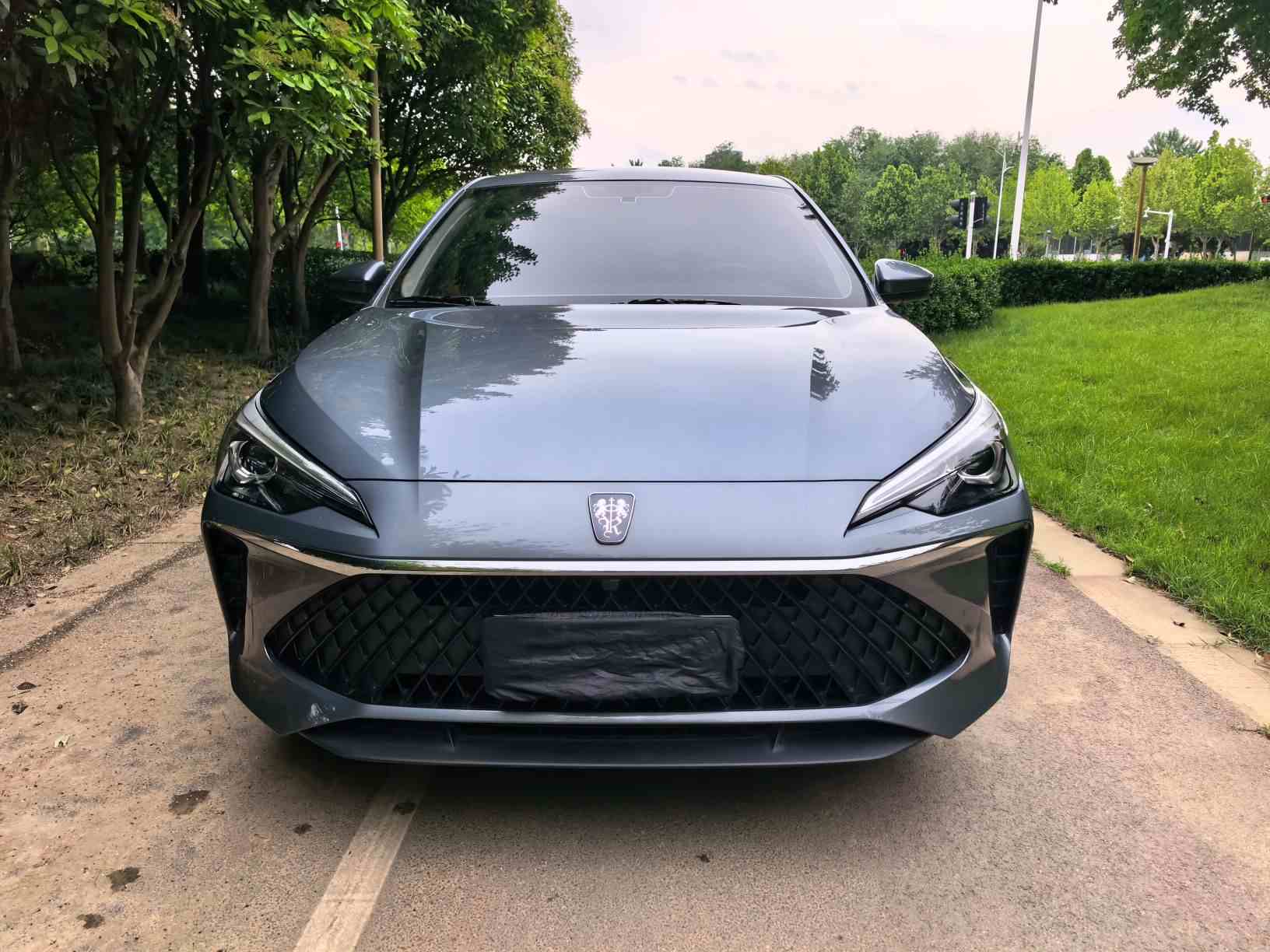荣威i5 2023款 1.5L 手动舒享版(2)