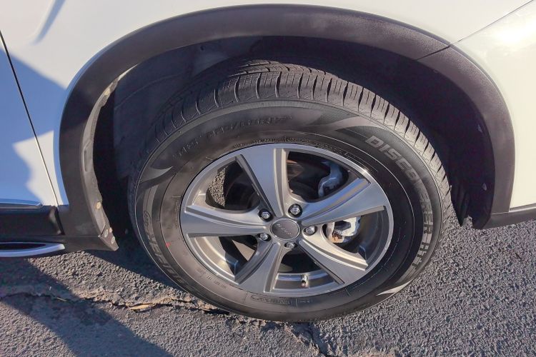 哈弗H6 2015款 改款 运动版 1.5T 手动两驱精英型车身外观6004