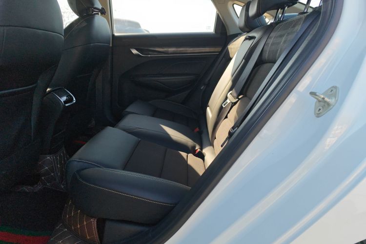 吉利汽车 缤瑞 2021款 1.4T CVT亚运版中控内饰7003