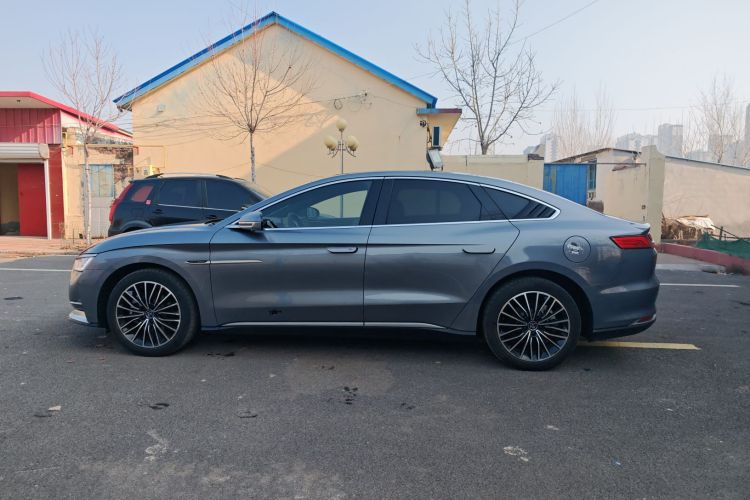 比亚迪 汉 2020款 DM 四驱性能版尊贵型车身外观6005