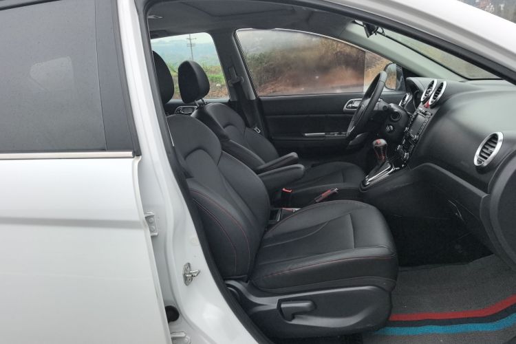 哈弗H6 2016款 升级版 1.5T 自动两驱精英型局部细节41